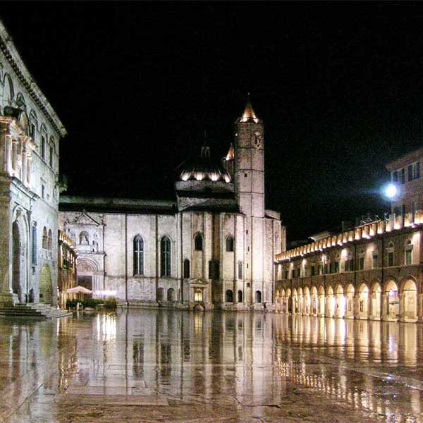 Piazza del Popolo - Ascoli